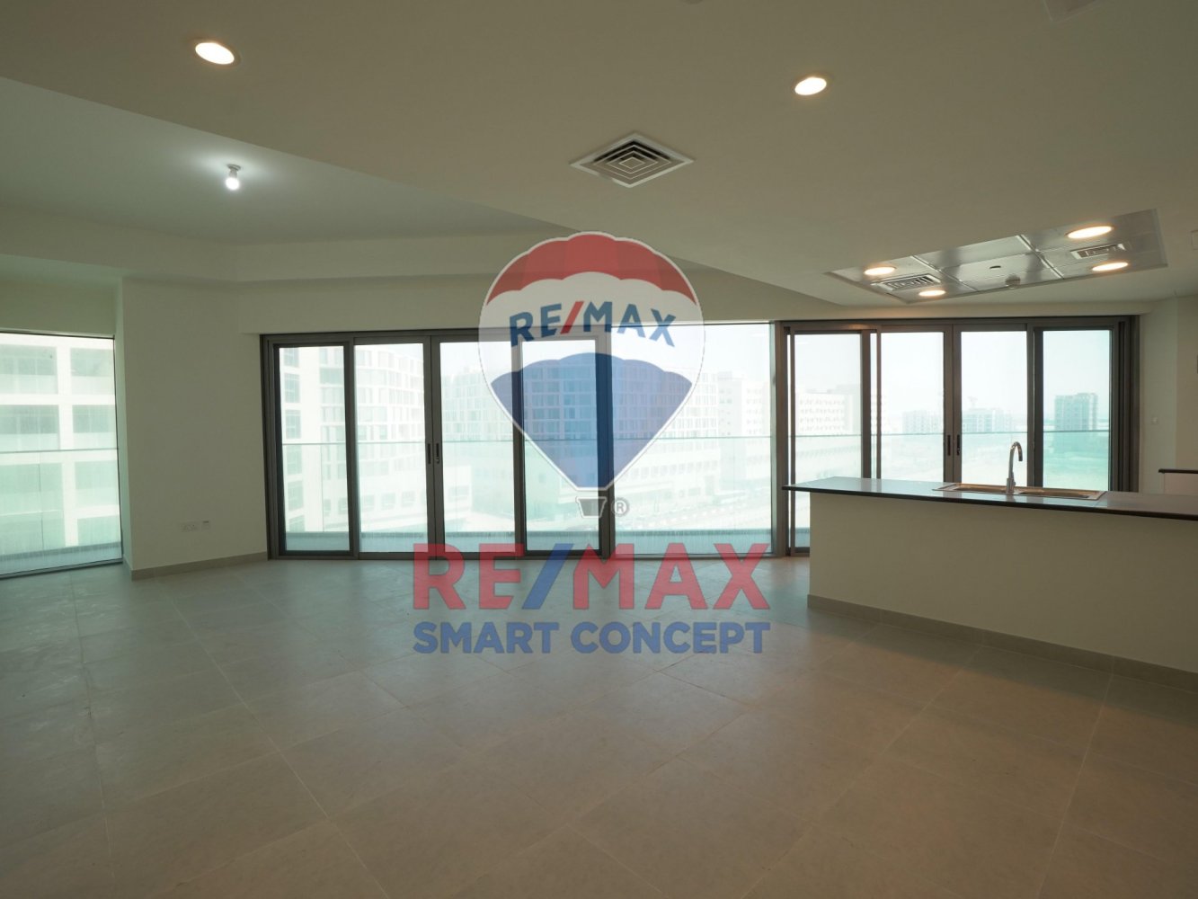 Квартира с 2 спальнями в Остров Саадият, ОАЭ № 38982