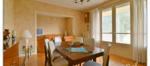 3 غرف نوم تاون هاوس في Chateaumeillant, France رقم 67722 37