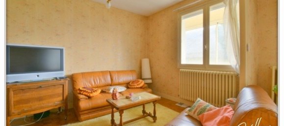 3 غرف نوم تاون هاوس في Chateaumeillant, France رقم 67722 32