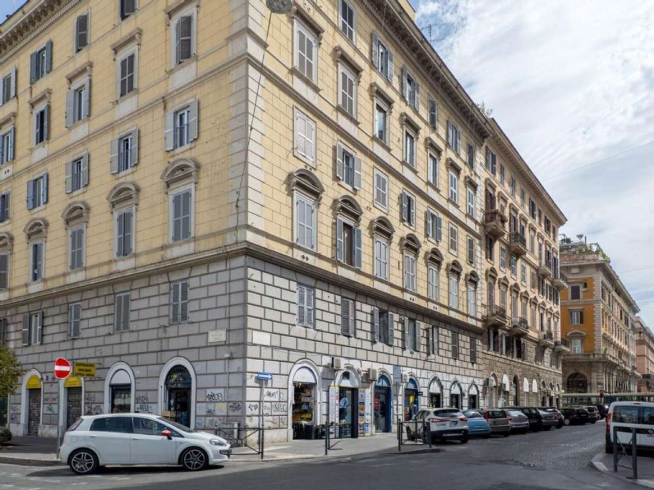 4-Zimmer Wohnung in Rome, Italy, Nr. 294528