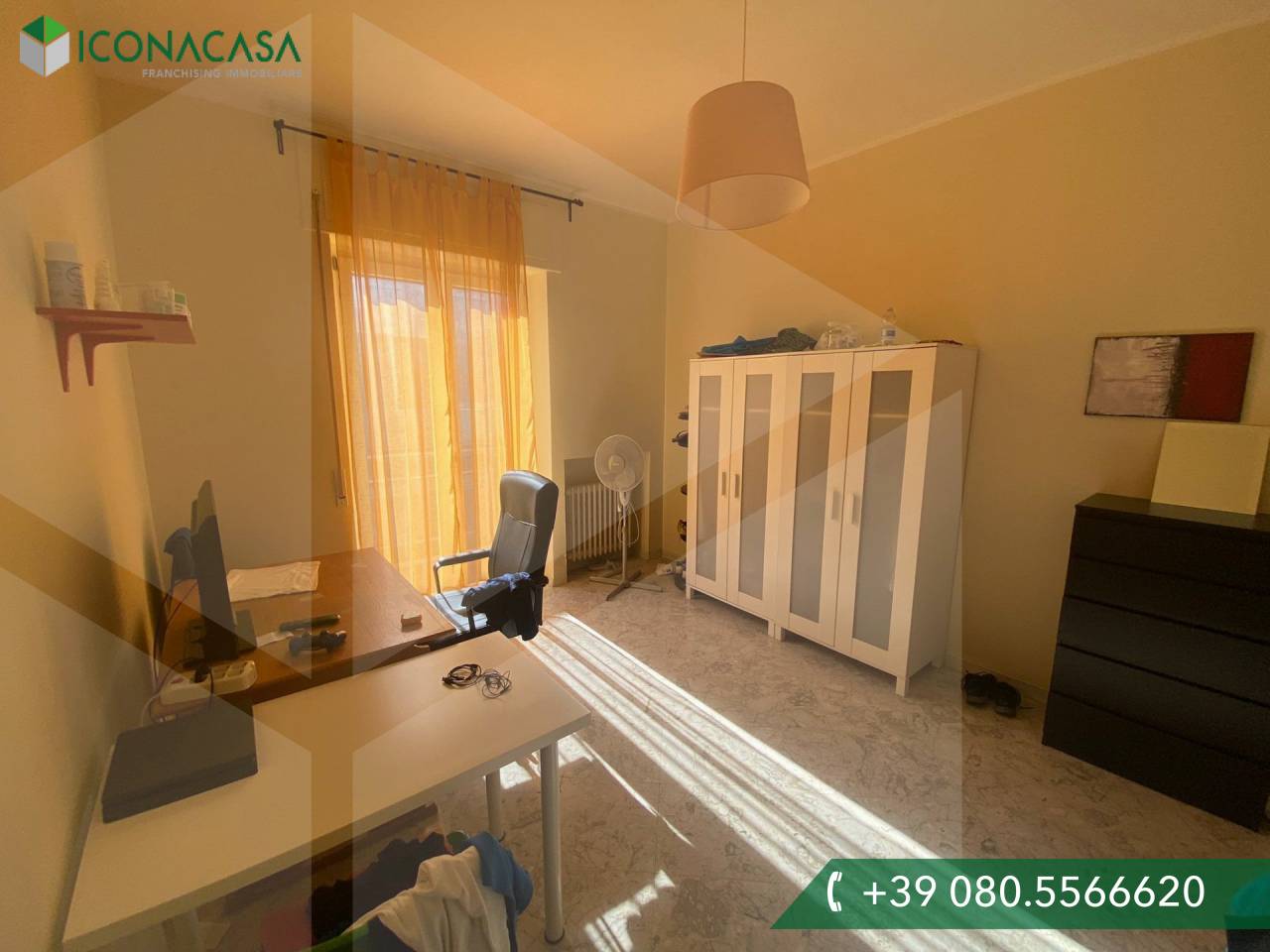 3غرفة شقة في Bari, Italy رقم 23738