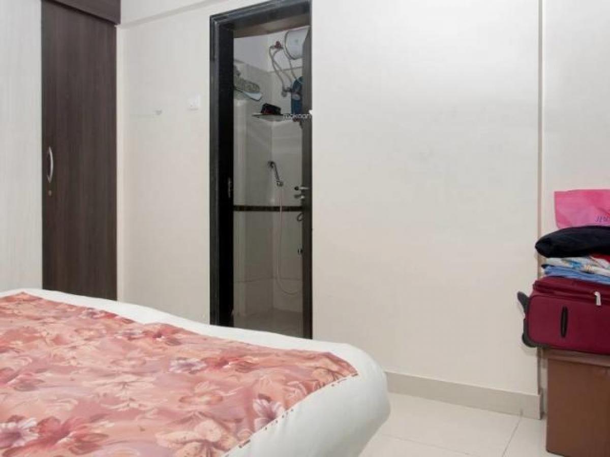 2 bedrooms House in Mumbai, India No. 25392