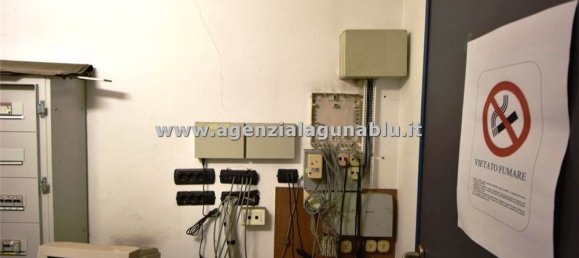 Escritório de 6 divisões em Marsala, Italy N.º 157454 16