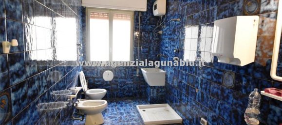 Escritório de 6 divisões em Marsala, Italy N.º 157454 19