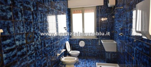 Escritório de 6 divisões em Marsala, Italy N.º 157454 33