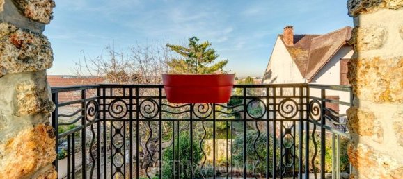 4 bedrooms House in Montesson, France No. 184161 7