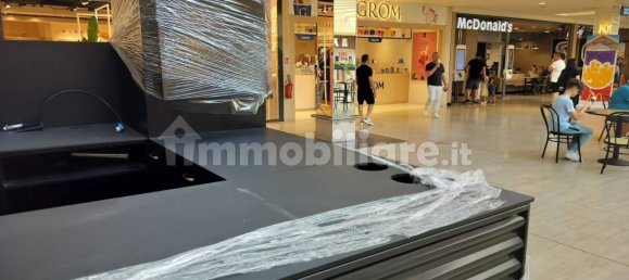 20m² Commercial property in Busnago, Italy No. 302185 3