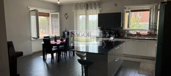 2 bedrooms Apartment in Cavour, Italy No. 311473 3