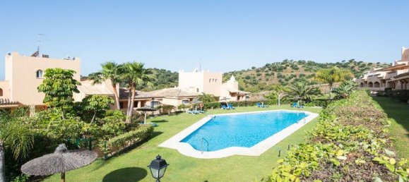 Apartamento de 2 dormitorios en Marbella, Spain No. 149470 3