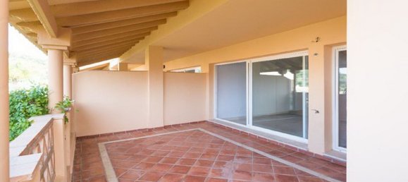 Apartamento de 2 dormitorios en Marbella, Spain No. 149470 8