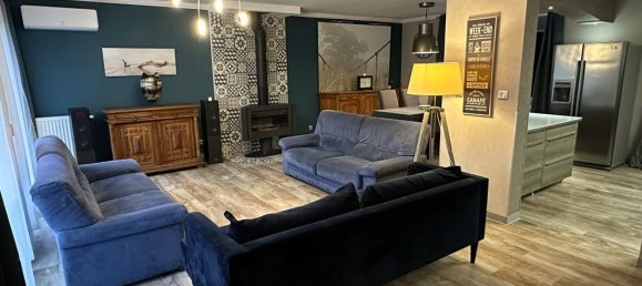 Casa de 4 dormitorios en Monnaie, France No. 42278 2