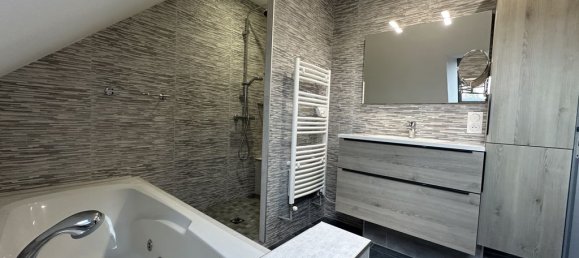 Casa de 4 dormitorios en Monnaie, France No. 42278 7