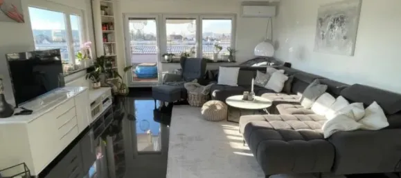 4-salle Penthouse à Goppingen, Germany No. 38024 14