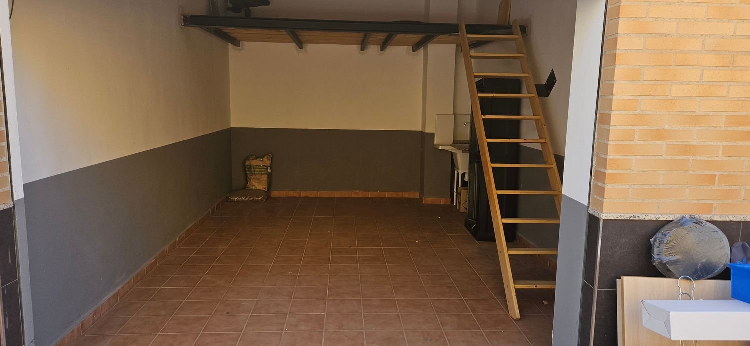 26m² Garage in Almenara, Spain No. 172591