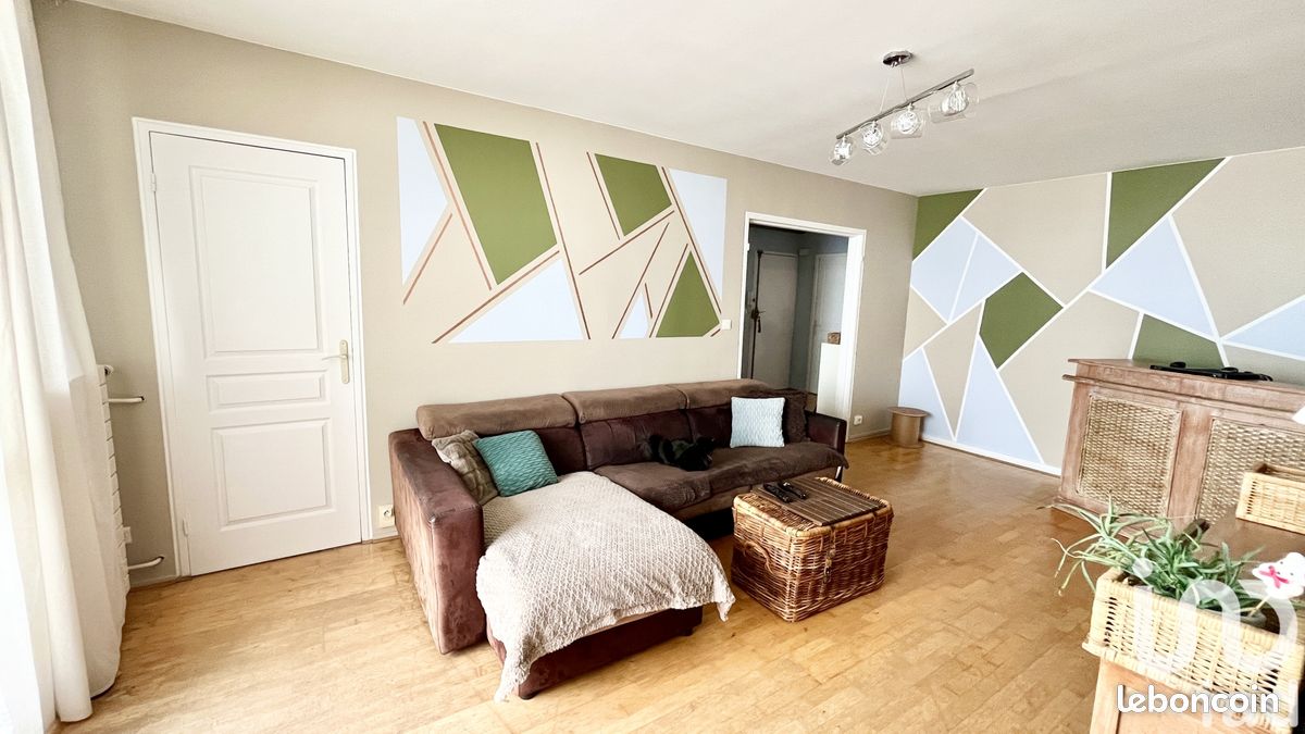 3 bedrooms Apartment in Saint-Etienne, France No. 261430