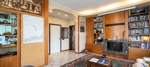 12 rooms Villa in Lambrugo, Italy No. 85275 10