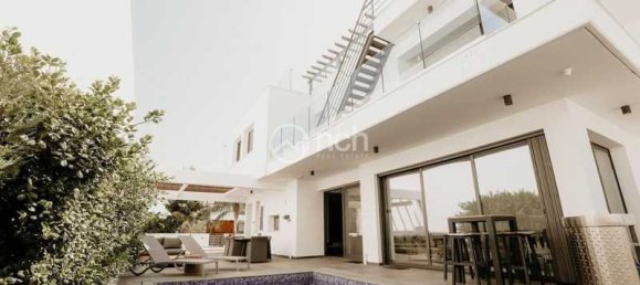 3 bedrooms Villa in Livadia, Cyprus No. 19789 2