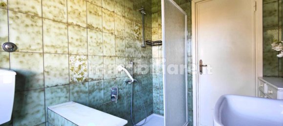 Apartamento de 2 dormitorios en Pisa, Italy No. 45524 60