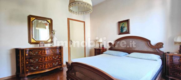 Apartamento de 2 dormitorios en Pisa, Italy No. 45524 41