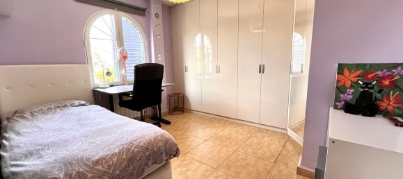 5 bedrooms House in La Zenia, Spain No. 183683 21