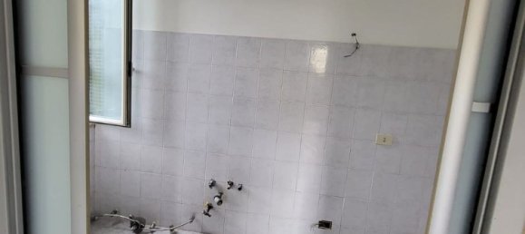 Apartamento de 3 divisões em Guidonia Montecelio, Italy N.º 306368 6