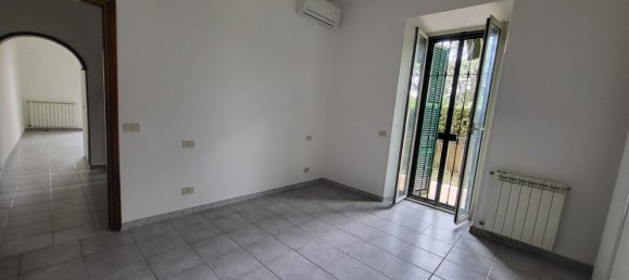 Apartamento de 3 divisões em Guidonia Montecelio, Italy N.º 306368 9