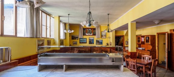 Коммерческая недвижимость 268м² в Урньяно, Италия № 263461 32