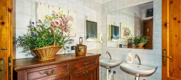 Коммерческая недвижимость 268м² в Урньяно, Италия № 263461 35