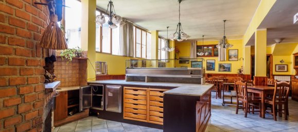 Коммерческая недвижимость 268м² в Урньяно, Италия № 263461 29