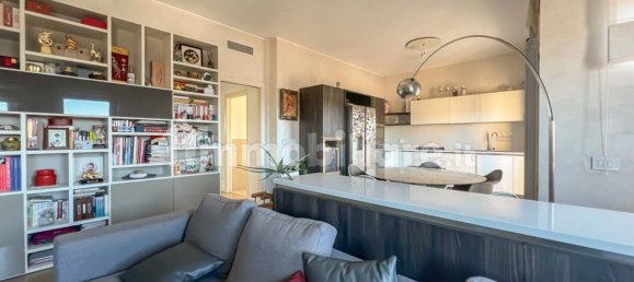 3 Schlafzimmer Penthouse in Como, Italy, Nr. 225827 10