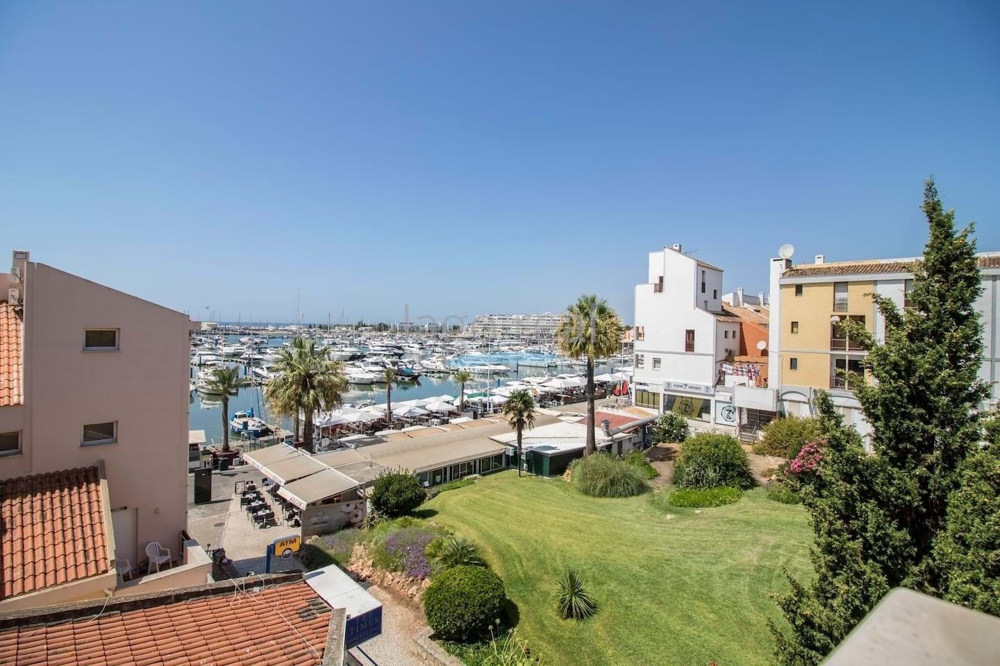 2 Schlafzimmer Doppelhaus in Quarteira, Portugal, Nr. 64594