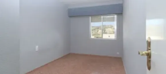 4 bedrooms Apartment in Alicante, Spain No. 133940 19