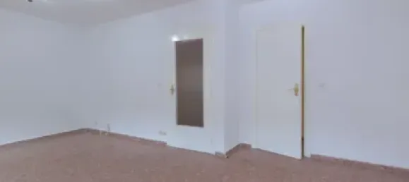 4 bedrooms Apartment in Alicante, Spain No. 133940 2