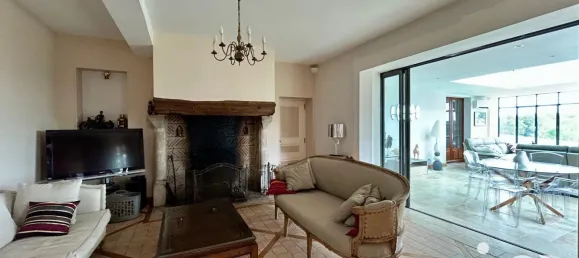 6 bedrooms House in Beaugency, France No. 316975 5