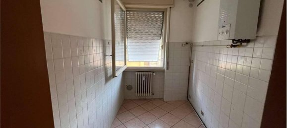 3 rooms Apartment in Busto Arsizio, Italy No. 109389 7