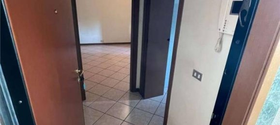 3 rooms Apartment in Busto Arsizio, Italy No. 109389 9