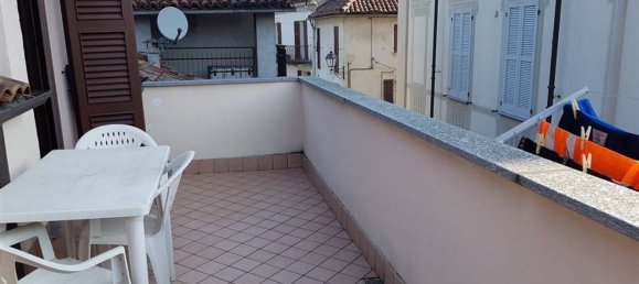 6 rooms Apartment in Bistagno, Italy No. 90005 11
