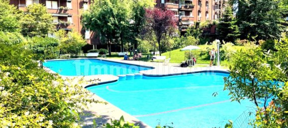 4 Schlafzimmer Wohnung in Milan, Italy, Nr. 347620 8