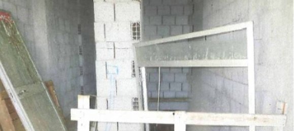 5 bedrooms Apartment in Paternò, Italy No. 373458 3