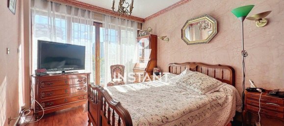 4 bedrooms Apartment in Creteil, France No. 142752 10