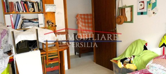 Apartamento de 4 habitaciónes en Carrara, Italy No. 188950 50