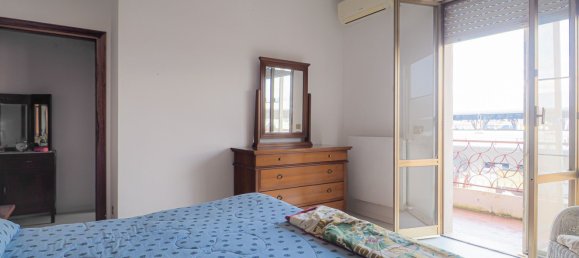 Apartamento de 4 habitaciónes en Carrara, Italy No. 188950 29