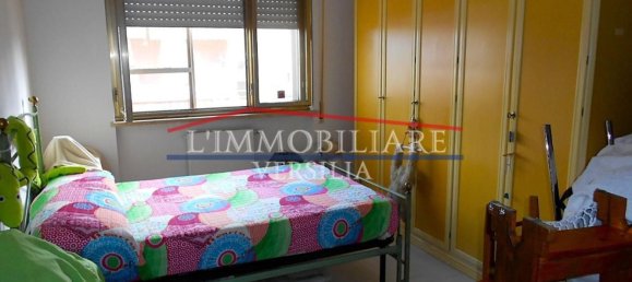 Apartamento de 4 habitaciónes en Carrara, Italy No. 188950 49