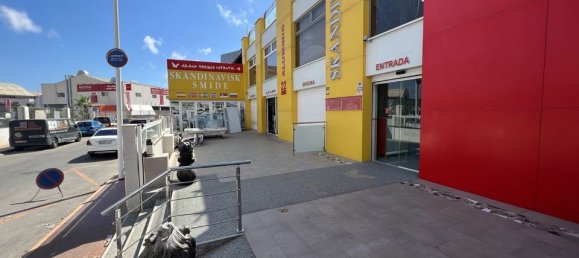 Propriété commerciale à Torrevieja, Spain 1080m² No. 184650 31