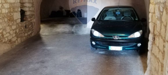 1-Zimmer Garage in Monte Sant'Angelo, Italy, Nr. 362048 5