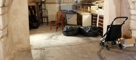 1-Zimmer Garage in Monte Sant'Angelo, Italy, Nr. 362048 4