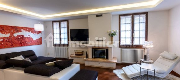 3 bedrooms Villa in Ravenna, Italy No. 20374 5