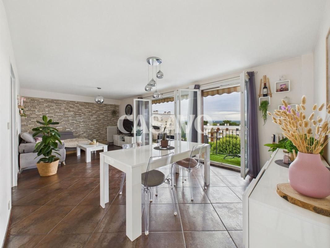 Квартира с 3 спальнями в Ла-Фретт-сюр-Сен, Франция № 294911