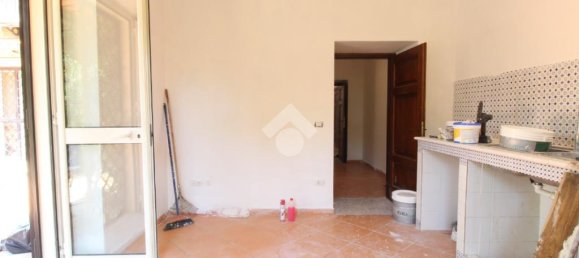 2 Schlafzimmer Haus in Caserta, Italy, Nr. 310039 10