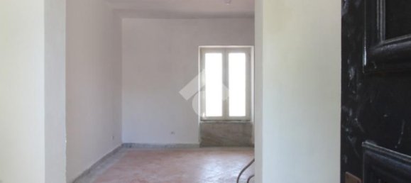 2 Schlafzimmer Haus in Caserta, Italy, Nr. 310039 48